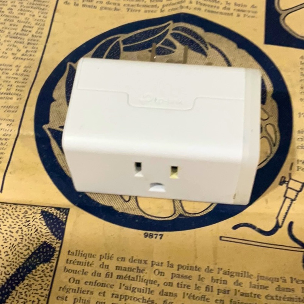 TP-LINK Smart Plug mini Alexa, Google, Apple Turn off lights by Voice